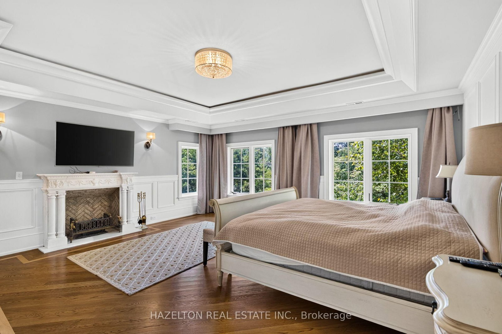 246 Riverside Drive • Toronto, ON photo 19
