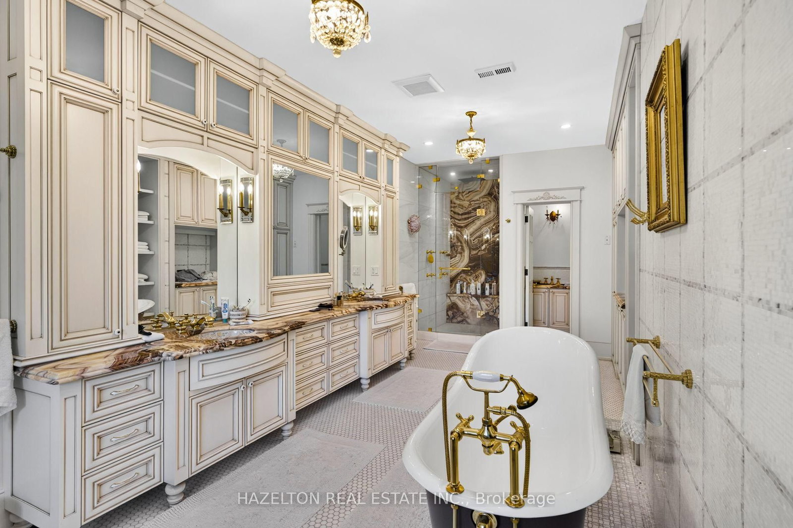 246 Riverside Drive • Toronto, ON photo 24