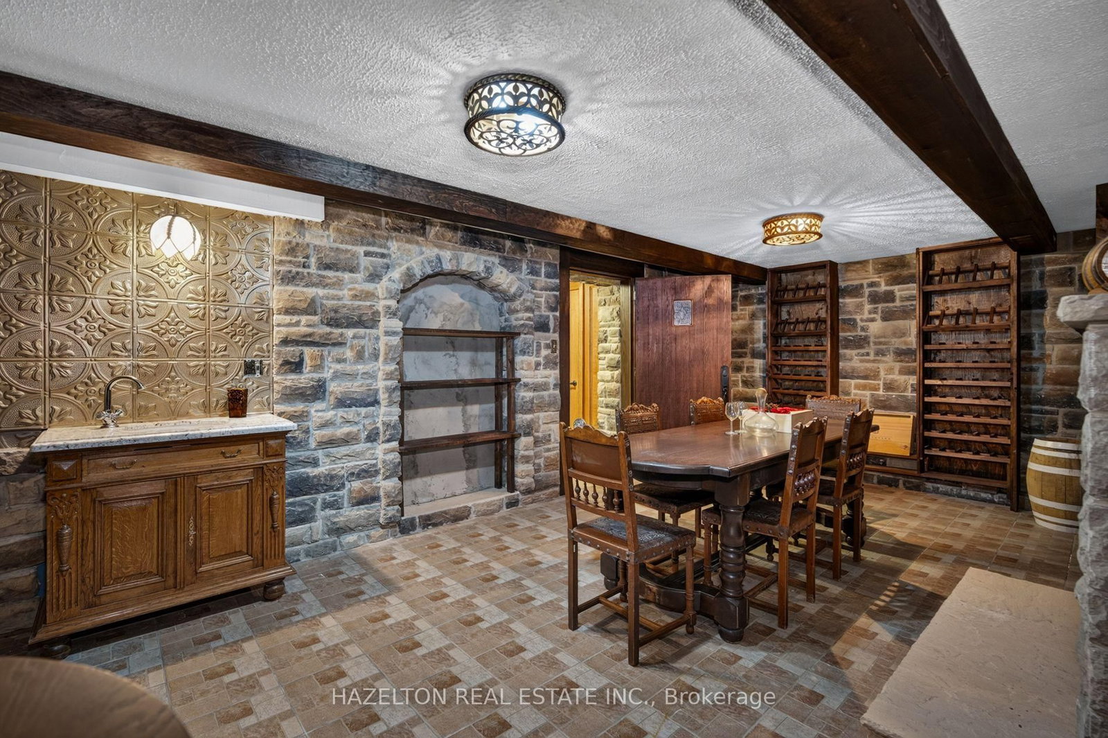 246 Riverside Drive • Toronto, ON photo 34