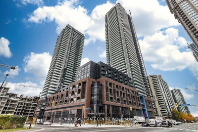 Condo for lease at 703-430 Square One Drive, Mississauga, Ontario, L5B 0L6 - Creditview - MLS: W13767336