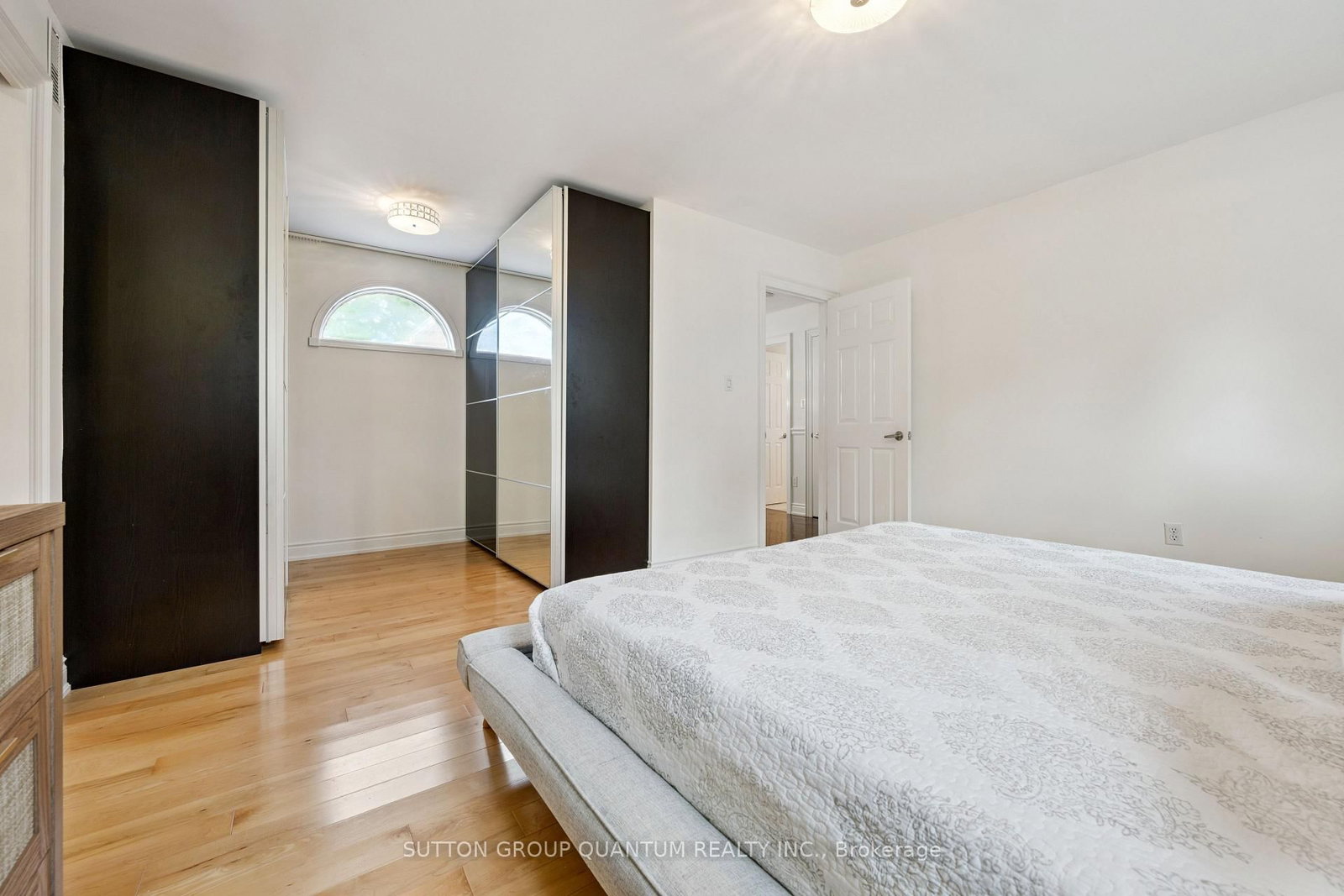 3092 Shannon Crescent • Oakville, ON photo 20