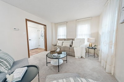 2760 Cathian Court • Mississauga, ON photo 9