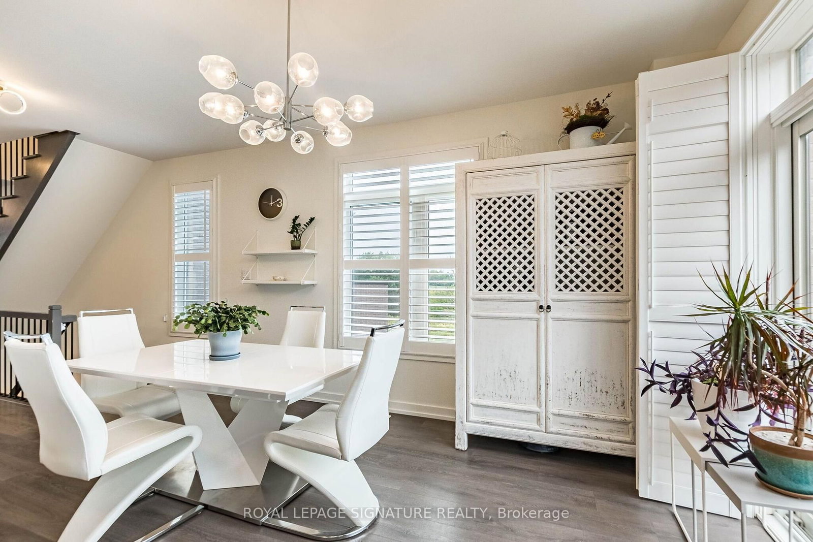 3121 Mintwood Circle • Oakville, ON photo 10