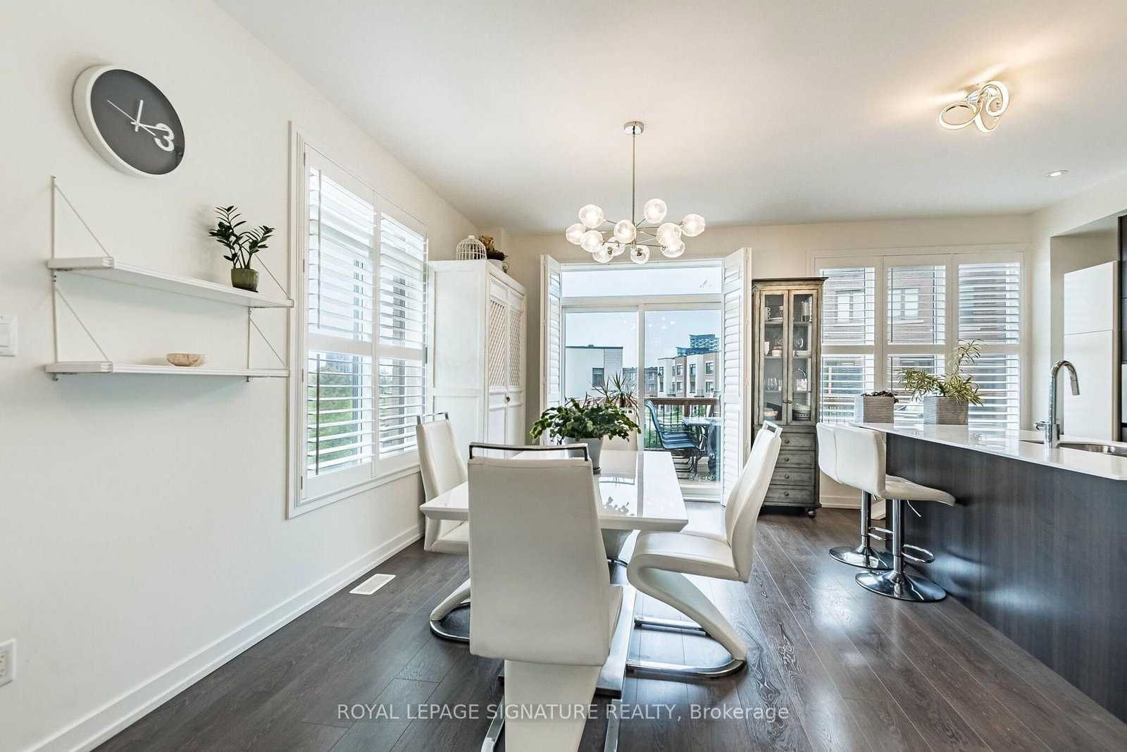3121 Mintwood Circle • Oakville, ON photo 12