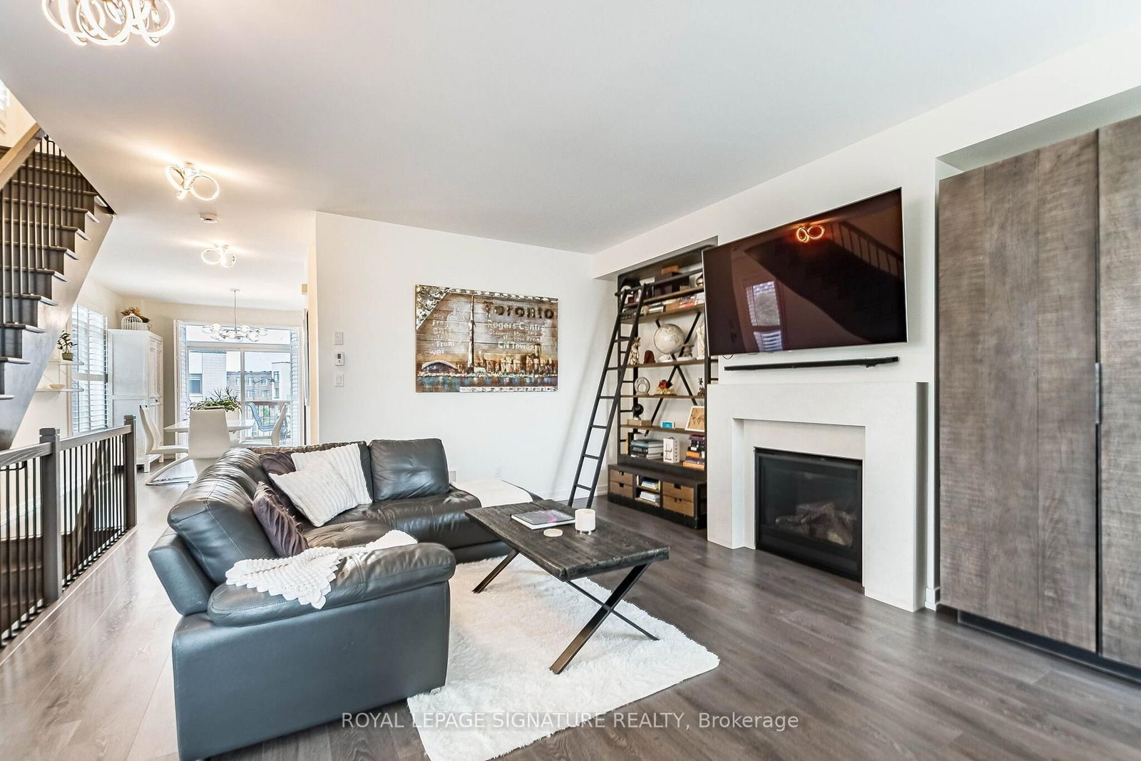 3121 Mintwood Circle • Oakville, ON photo 18