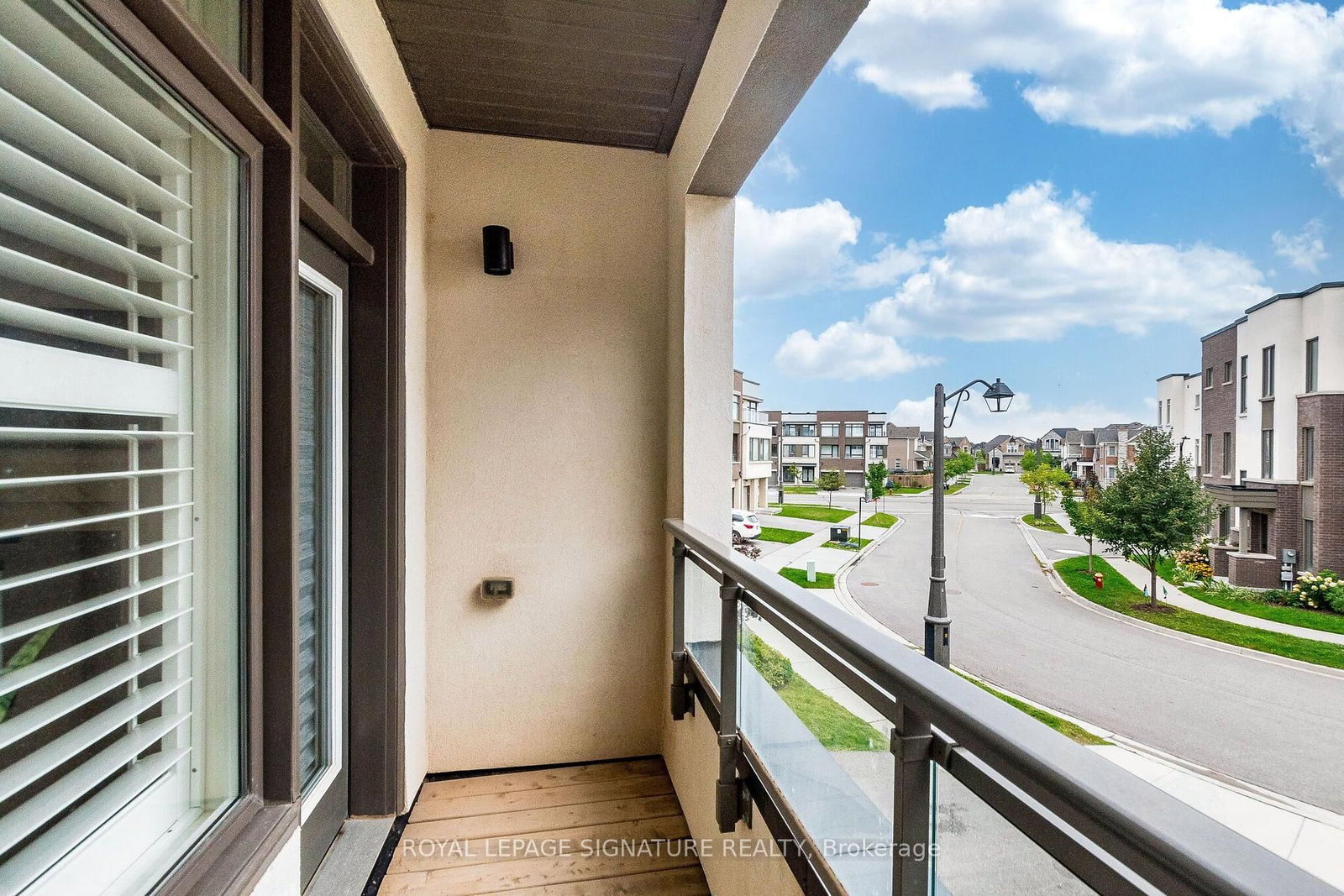 3121 Mintwood Circle • Oakville, ON photo 20