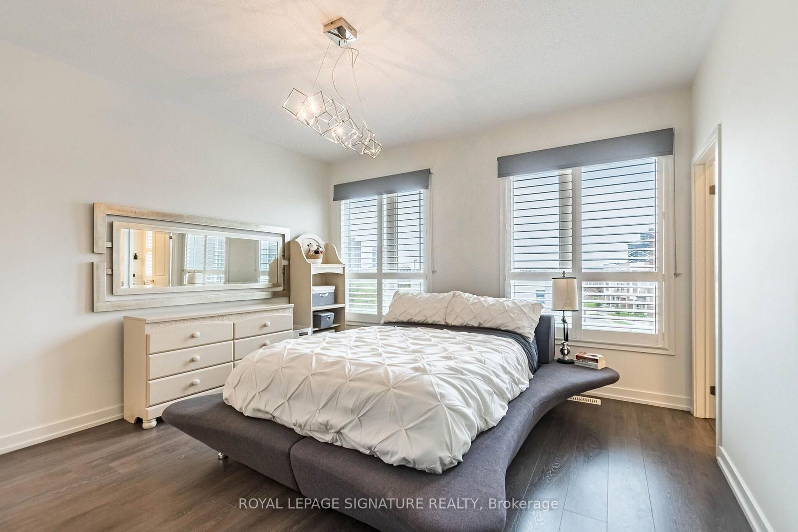 3121 Mintwood Circle • Oakville, ON photo 21