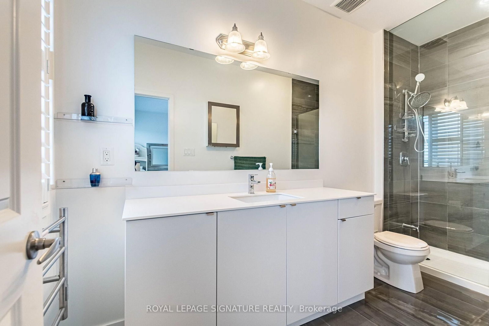 3121 Mintwood Circle • Oakville, ON photo 25