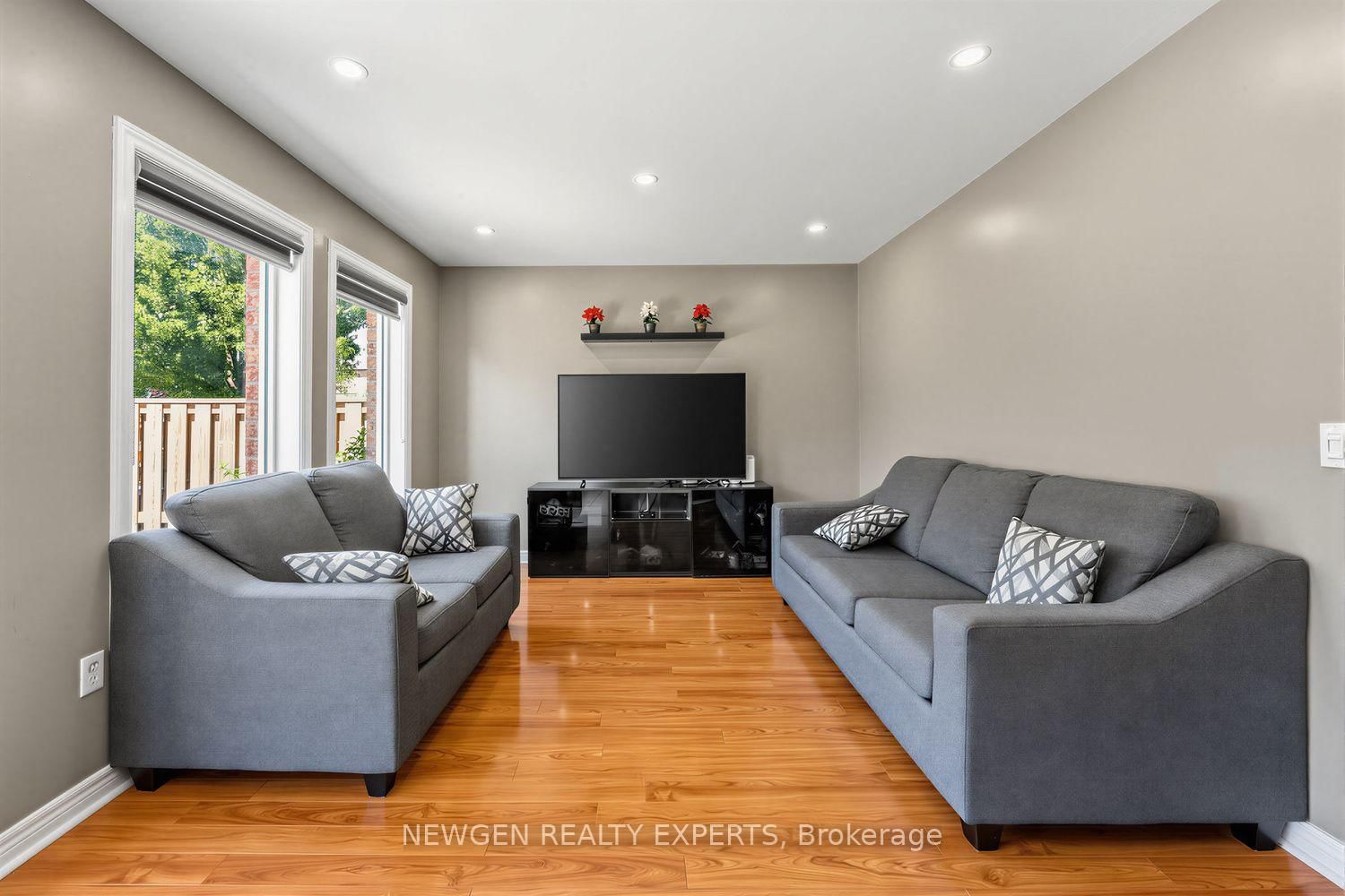 10 Checkerberry Crescent • Brampton, ON photo 14