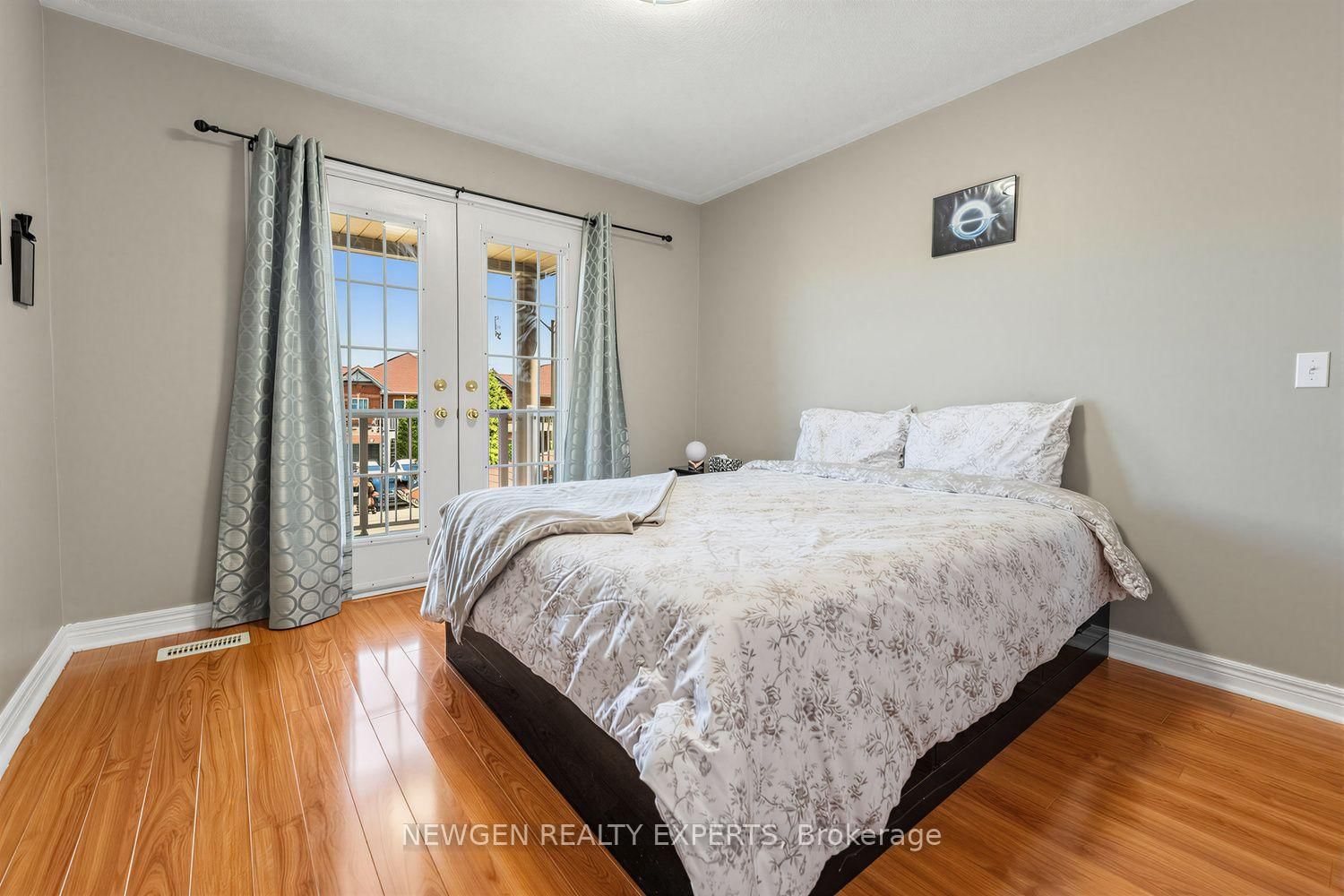 10 Checkerberry Crescent • Brampton, ON photo 20