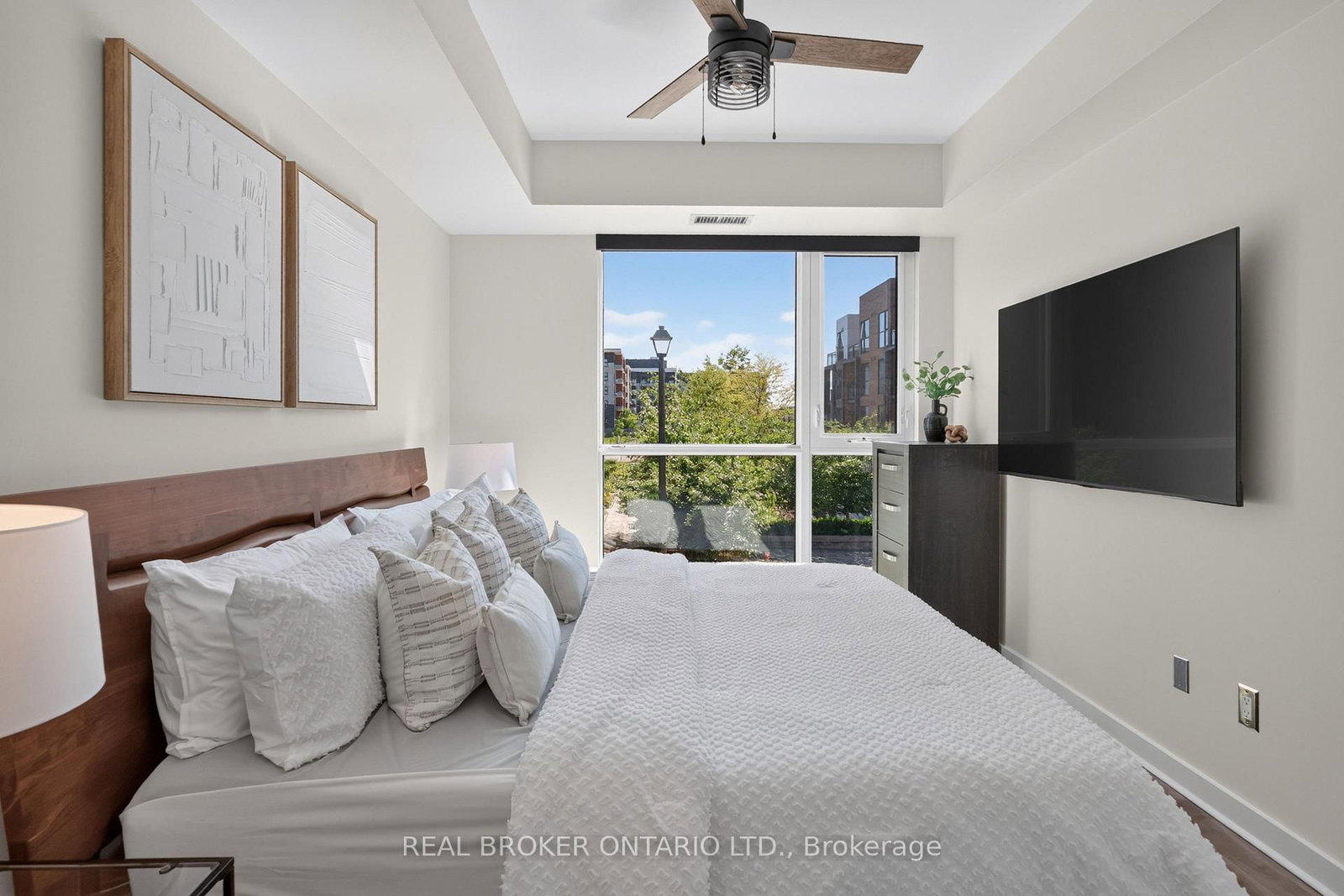 168 Sabina Drive • #14 • Oakville, ON photo 10