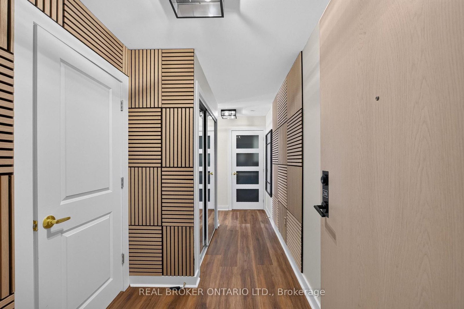 168 Sabina Drive • #14 • Oakville, ON photo 16