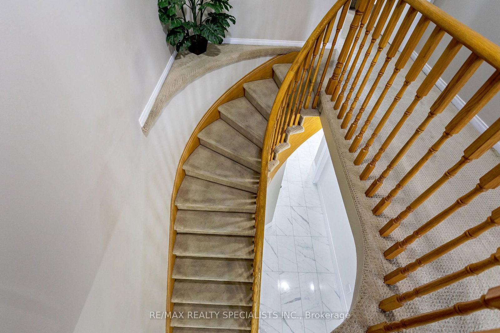 6343 Alderwood Trail • Mississauga, ON photo 19