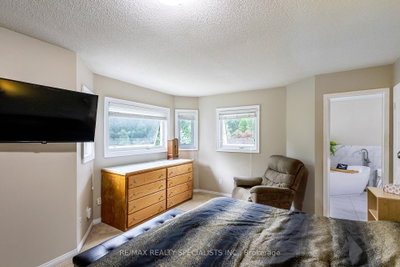 6343 Alderwood Mississauga,ON L5N 6X1 — Photo 21