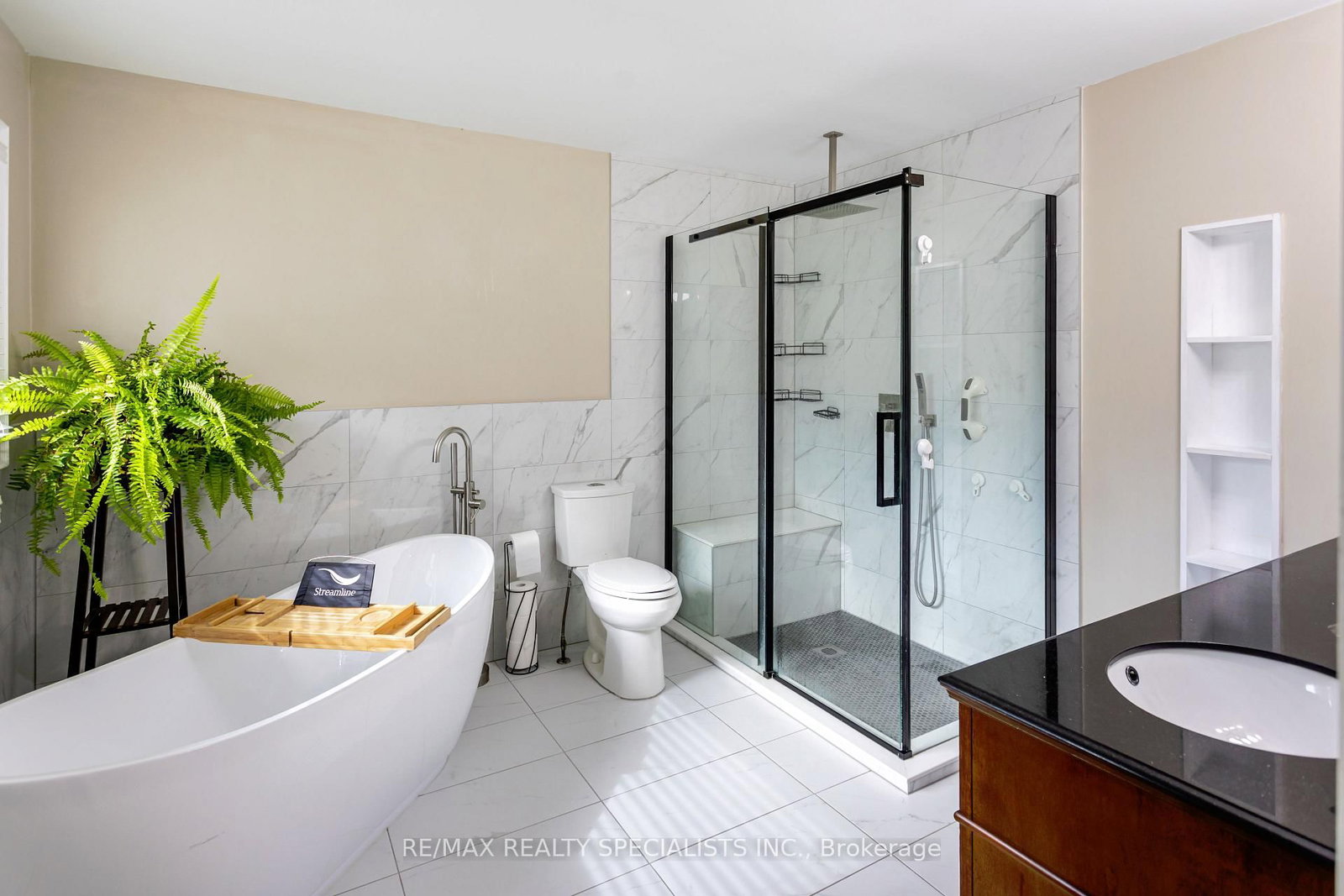 6343 Alderwood Trail • Mississauga, ON photo 22