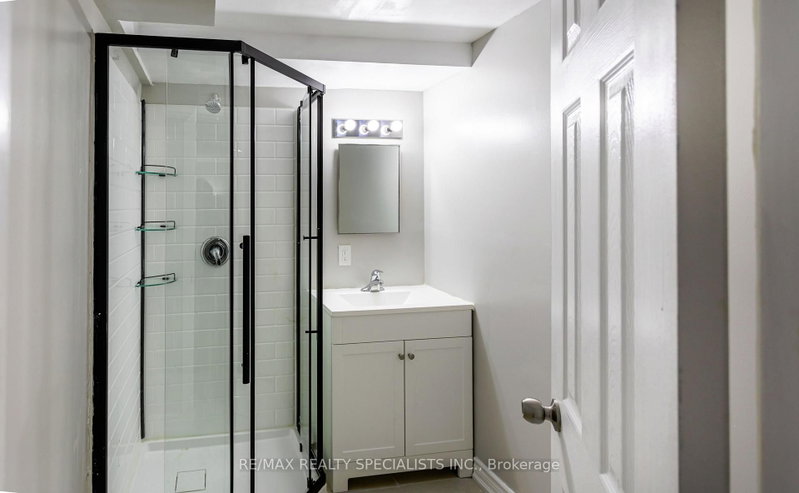 6343 Alderwood Mississauga,ON L5N 6X1 — Photo 39