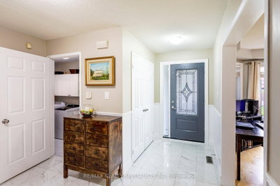 6343 Alderwood Trail • Mississauga, ON photo 4