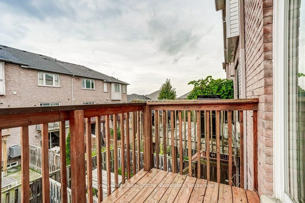 7222 Deanlee Court • Mississauga, ON photo 16