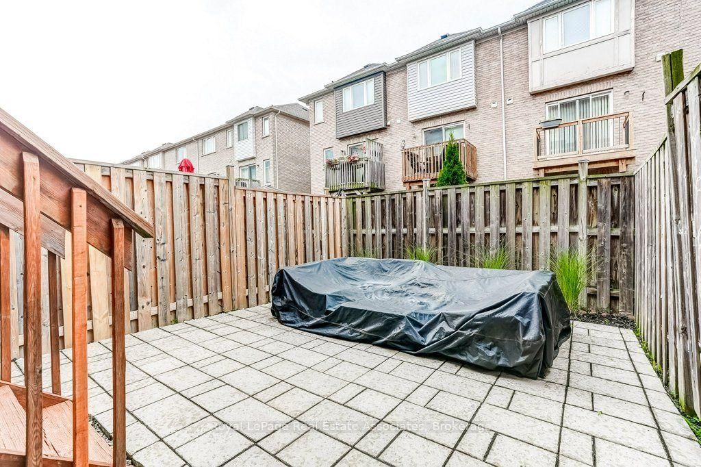 7222 Deanlee Court • Mississauga, ON photo 38