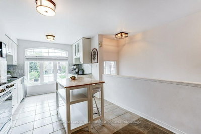 7222 Deanlee Court • Mississauga, ON photo 5