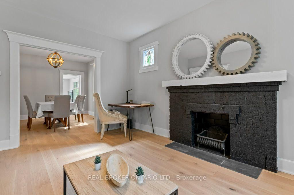 39 Court Street N • Milton, ON photo 10