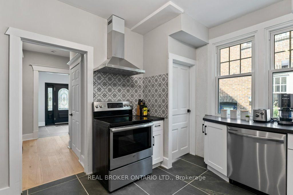 39 Court Street N • Milton, ON photo 17