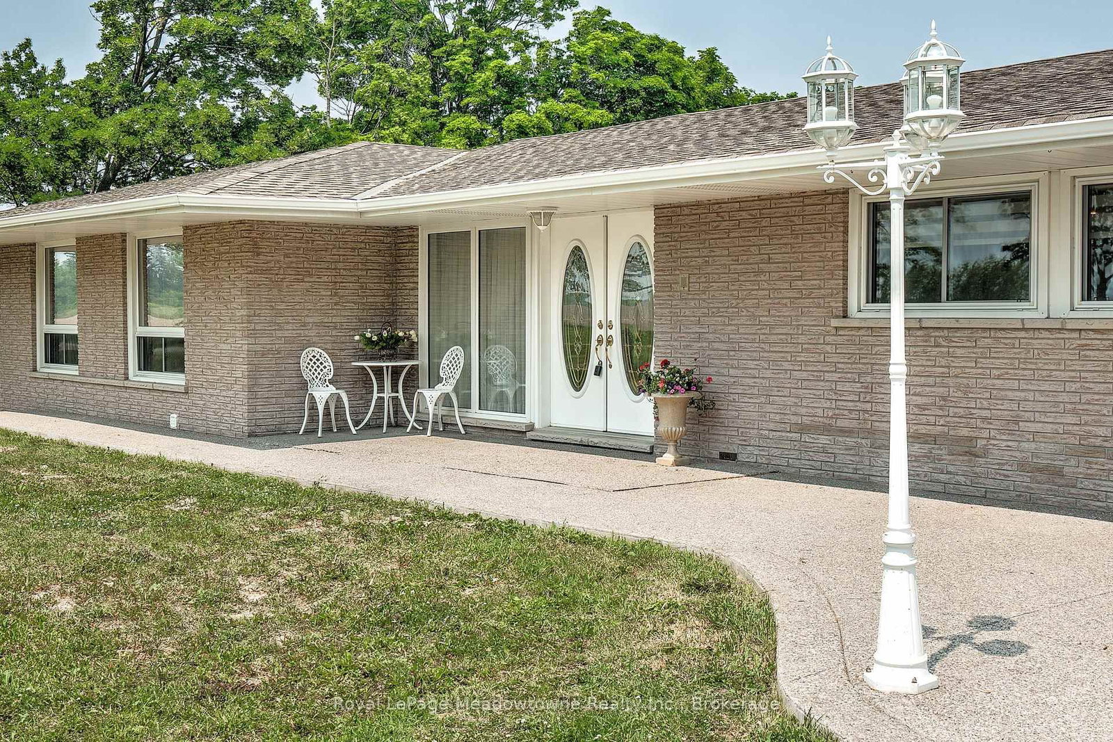 11511 Winston Churchill Boulevard • Brampton, ON photo 2