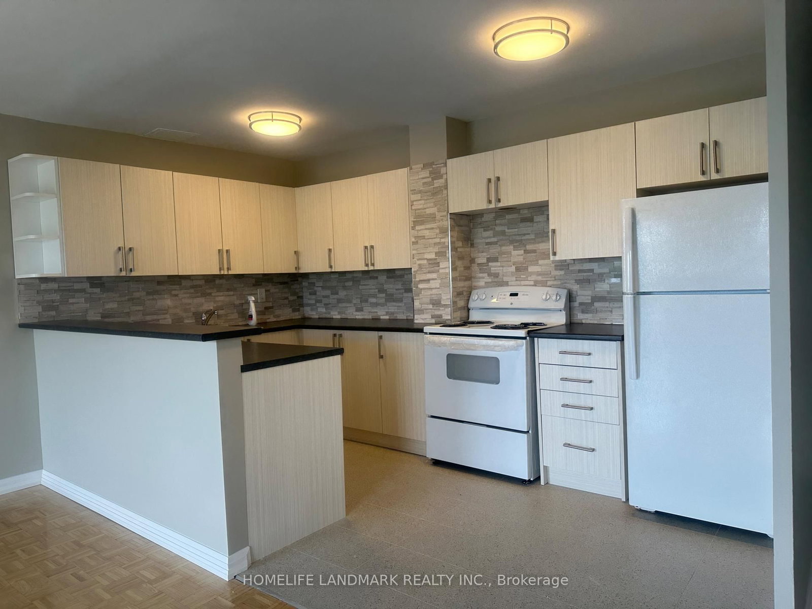 503 - 2385 Ontario Street, Oakville 4
