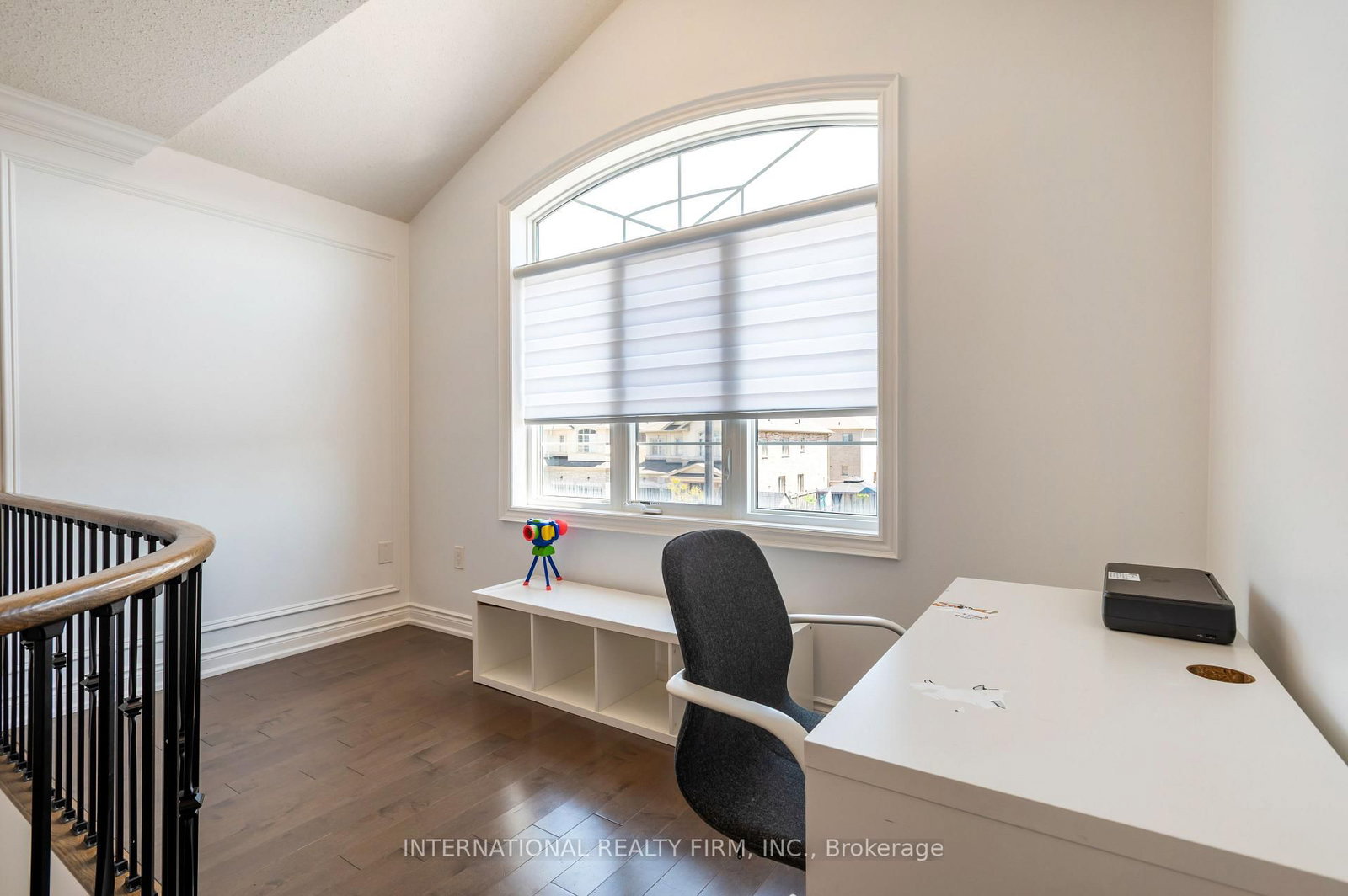 233 Etheridge Avenue • Milton, ON photo 13