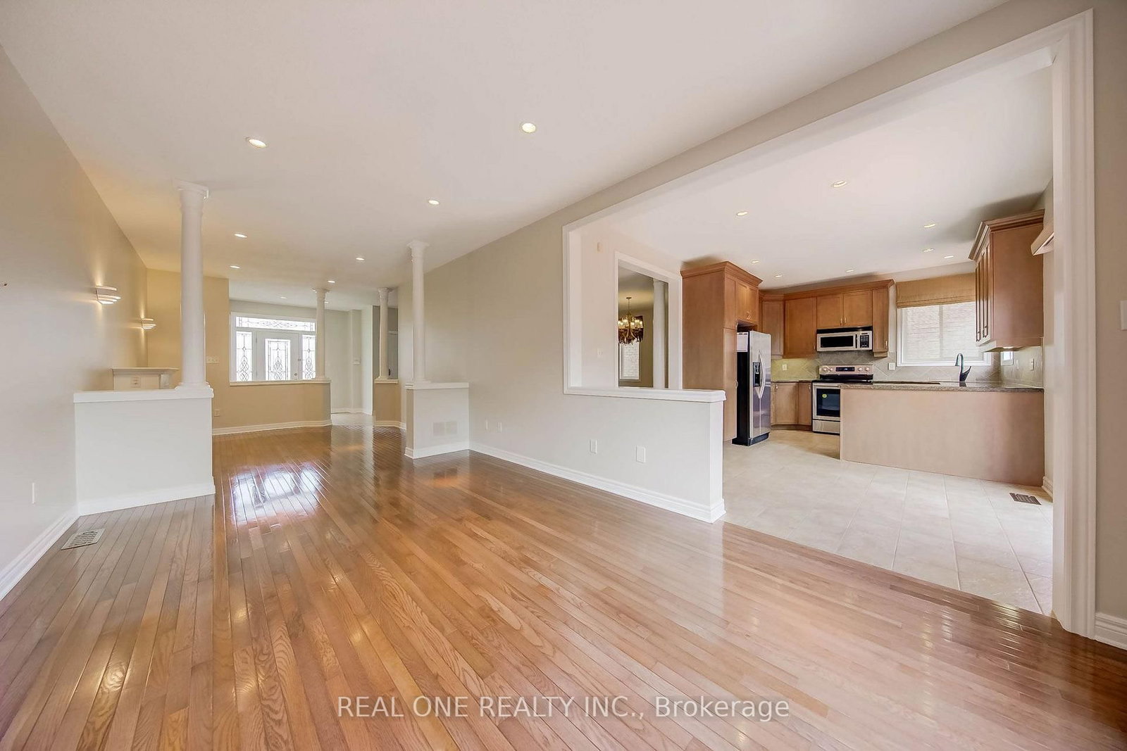 1418 Gulledge Trail • Oakville, ON photo 16