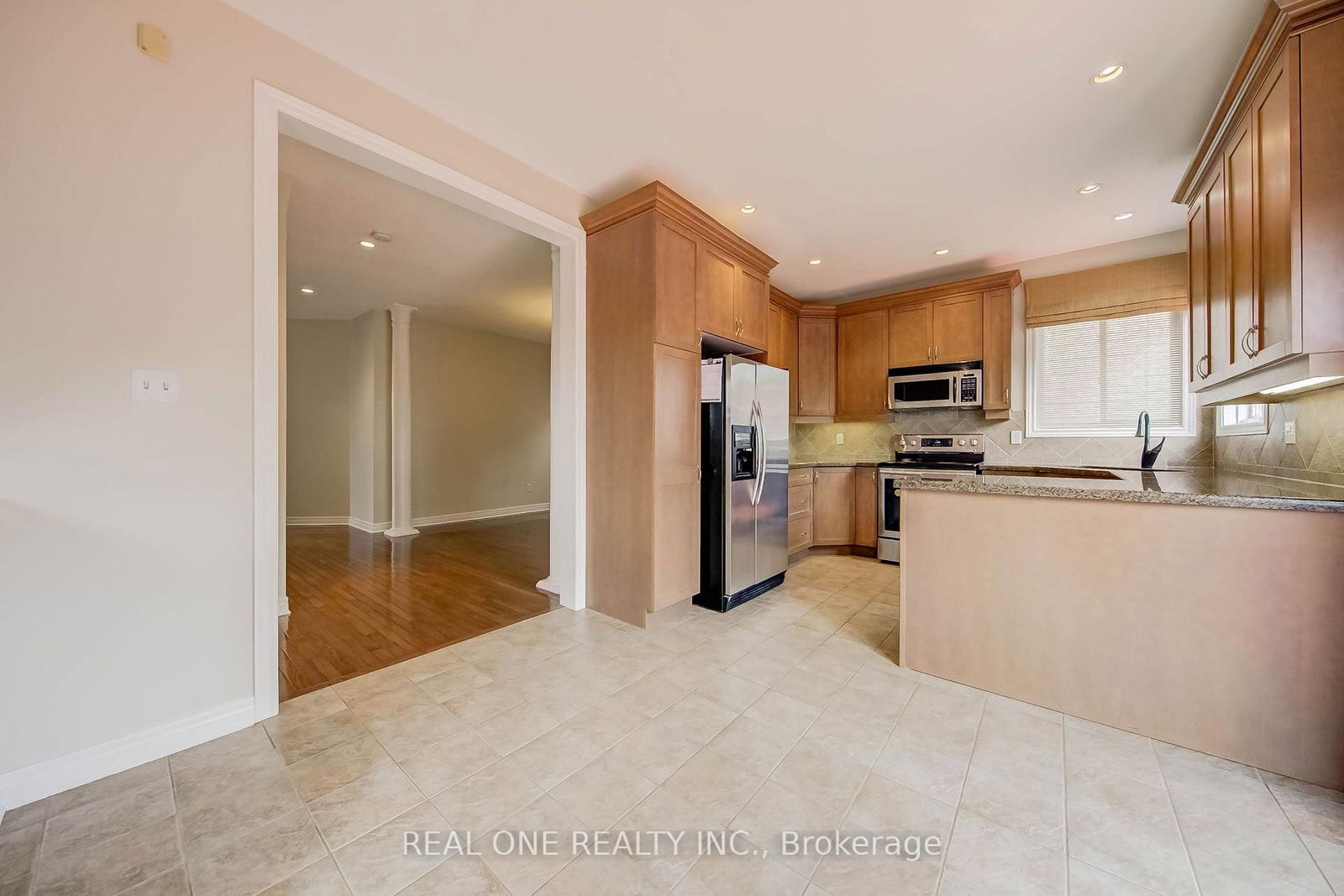 1418 Gulledge Trail • Oakville, ON photo 18