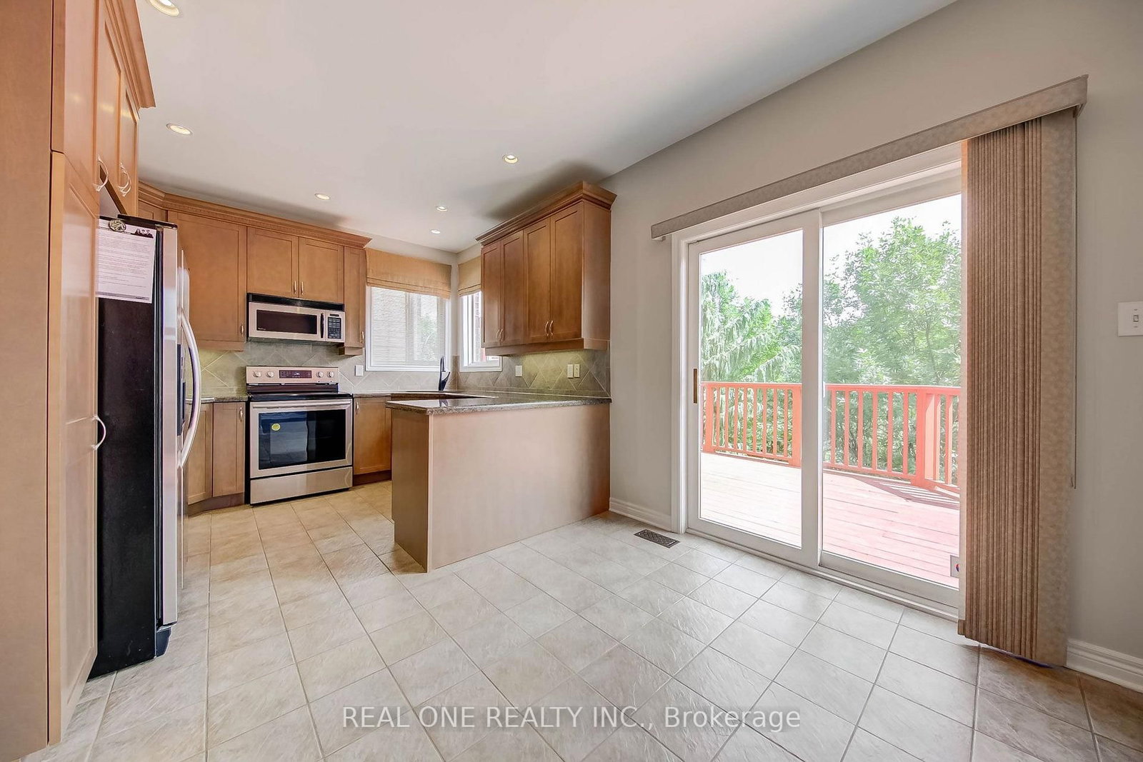 1418 Gulledge Trail • Oakville, ON photo 19