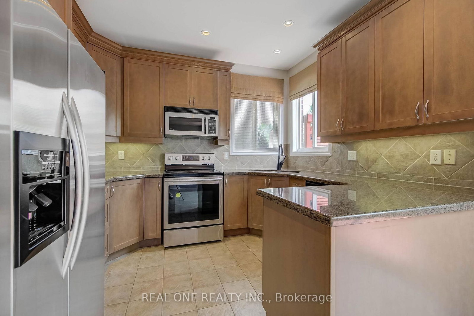 1418 Gulledge Trail • Oakville, ON photo 22