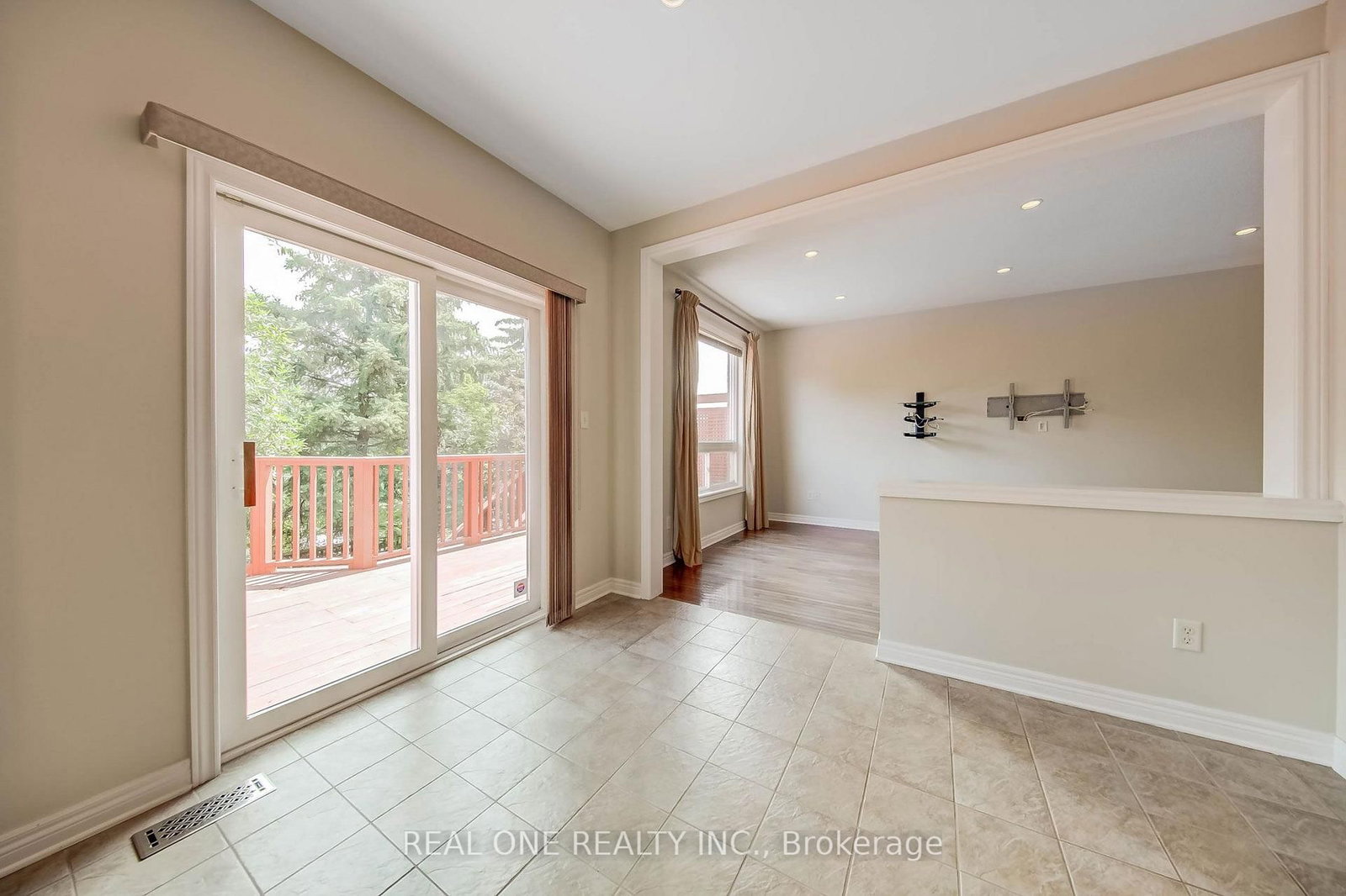 1418 Gulledge Trail • Oakville, ON photo 24