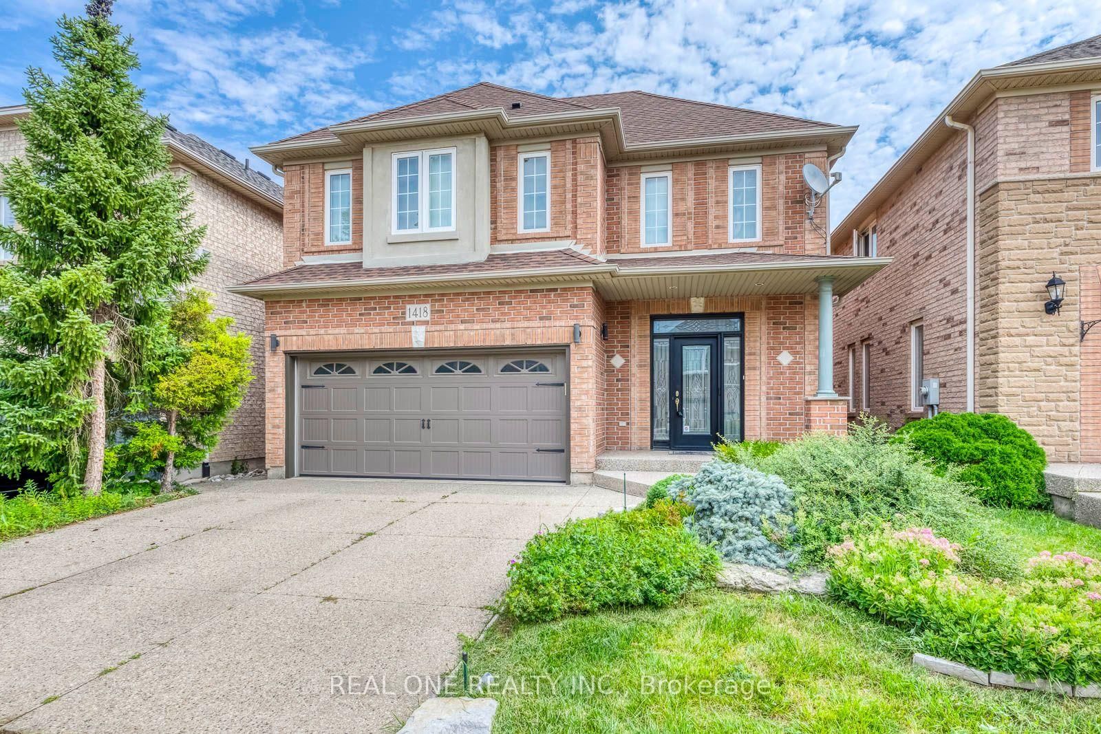 1418 Gulledge Trail • Oakville, ON photo 3