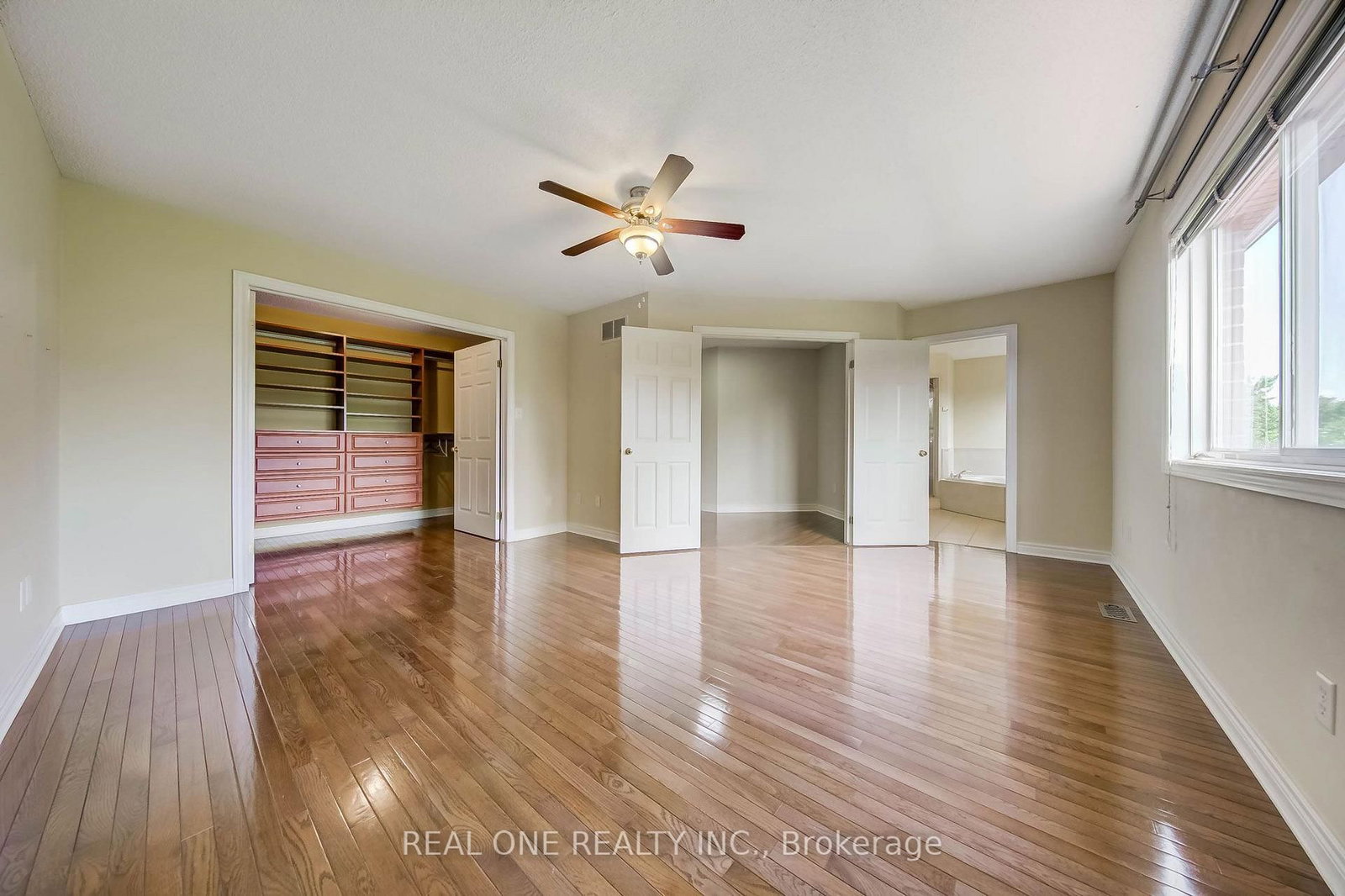 1418 Gulledge Trail • Oakville, ON photo 31