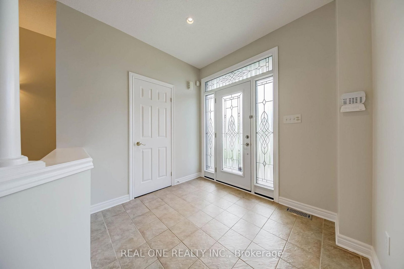 1418 Gulledge Trail • Oakville, ON photo 6