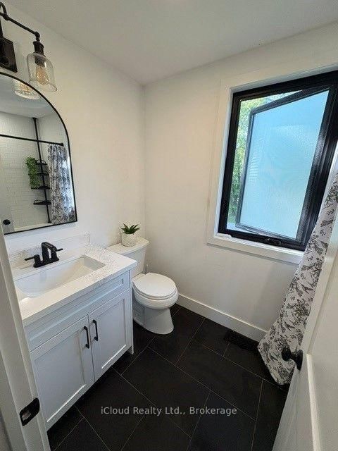 2356 Fassel Avenue • Burlington, ON photo 13