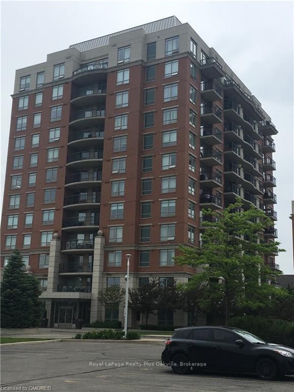 206 - 2365 Central Park Drive