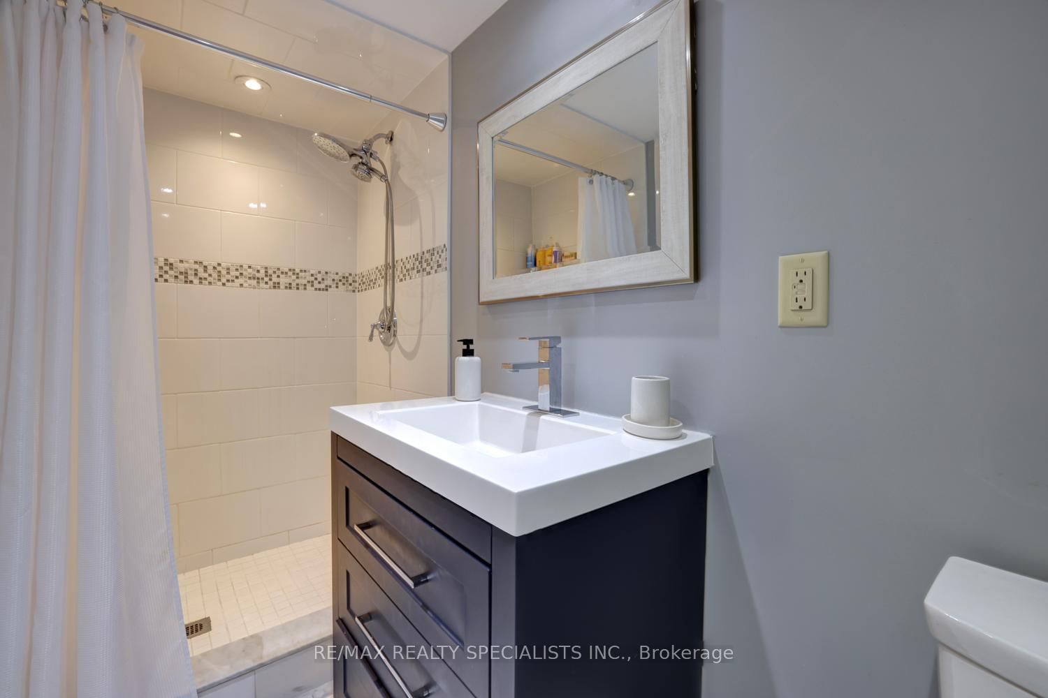 1589 Crediton Parkway • Mississauga, ON photo 35