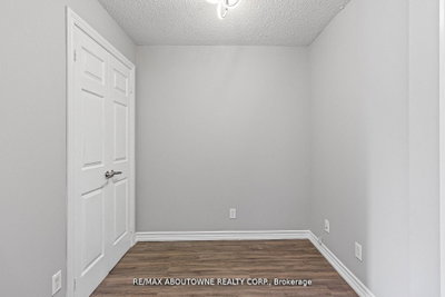 310 Burnhamthorpe Road W • #401 • Mississauga, ON photo 7