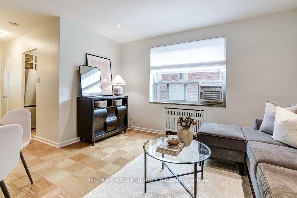 2000 Bloor Street W • #203 • Toronto, ON photo 5