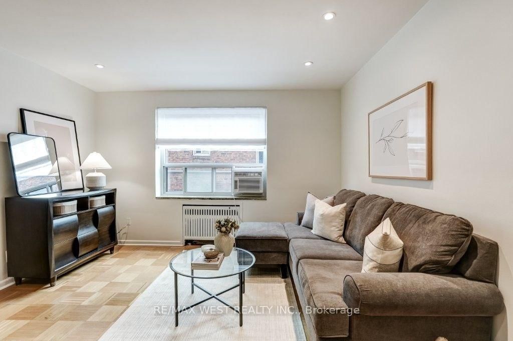 2000 Bloor Street W • #203 • Toronto, ON photo 6