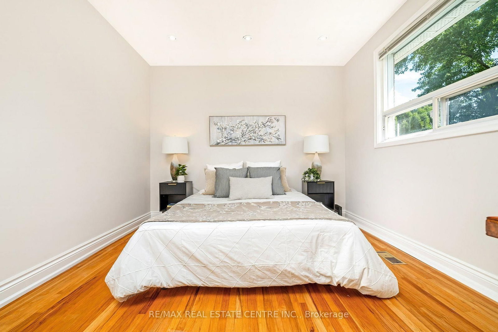 408 Kingsleigh Court • Milton, ON photo 17