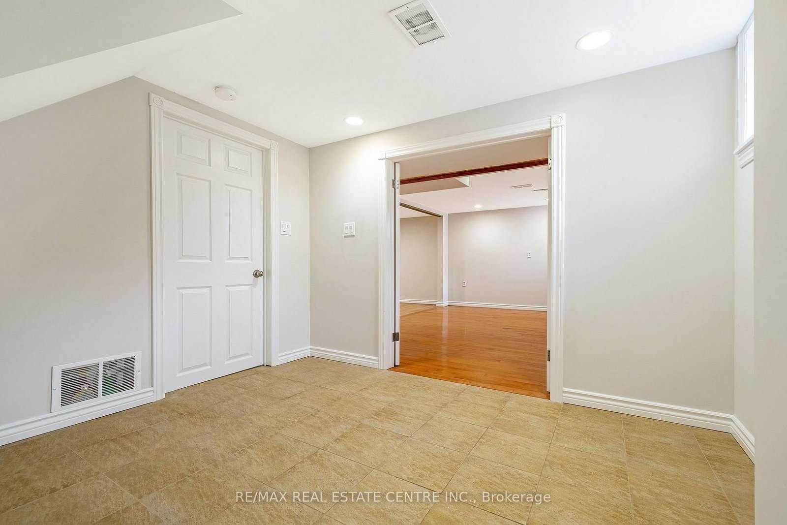 408 Kingsleigh Court • Milton, ON photo 26