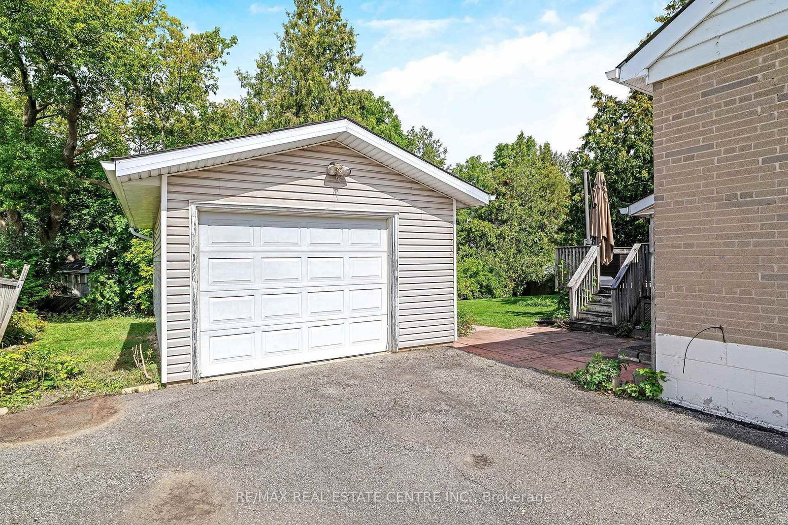 408 Kingsleigh Court • Milton, ON photo 37