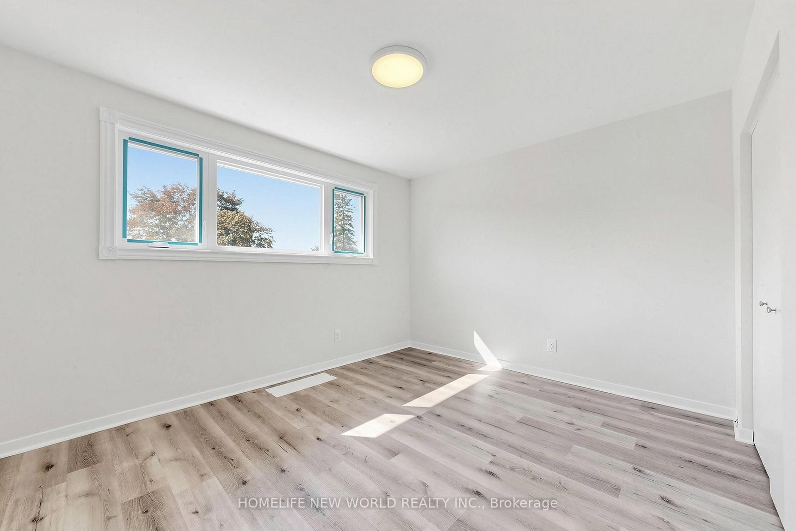 12 Greyfriar Court • Toronto, ON photo 13