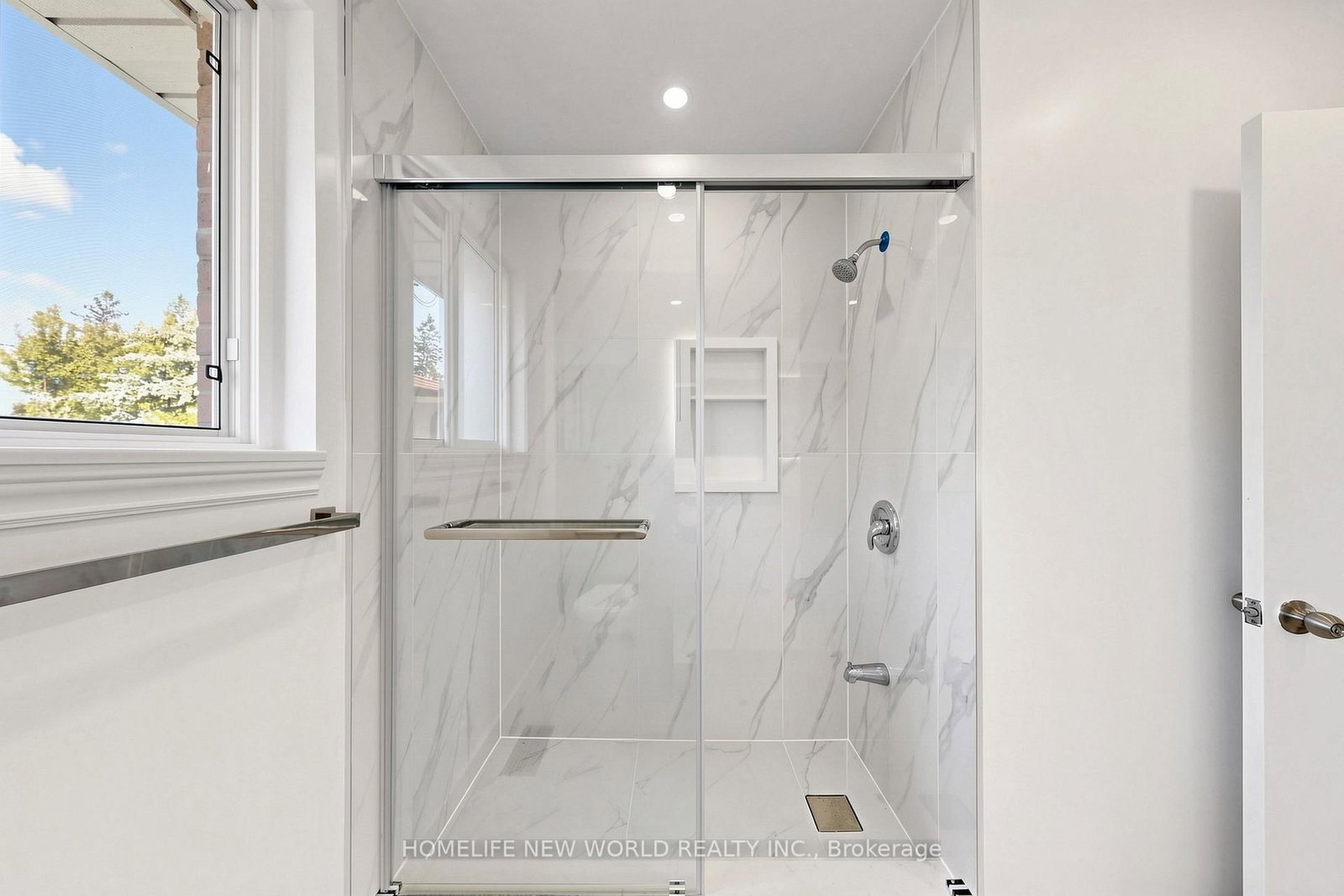 12 Greyfriar Court • Toronto, ON photo 18