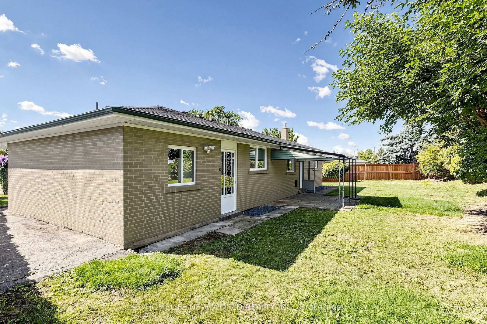 12 Greyfriar Court • Toronto, ON photo 36