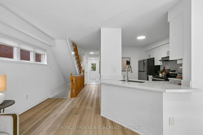 5255 Palmetto Mississauga,ON L5M 0H2 — Photo 13